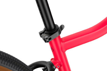 woom EXPLORE 4-6 Limited Edition neon pink Clamp
