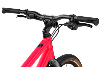 woom EXPLORE 5 Limited Edition neon pink frempind